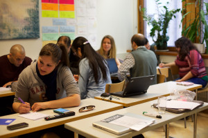 Szkoły nagminnie łamią prawo. Może pomogą kuratorzy oświaty?