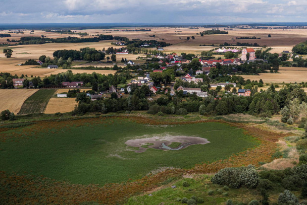 Obszary wiejskie w Polsce mogą liczyć m.in. na znaczne środki europejskie (fot. PAP/Abaca)