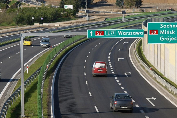 GDDKiA zaplanowała jeszcze do ogłoszenia w tym roku przetargi na realizację blisko 380 km dróg (zdjęcie poglądowe; Fot. gov.pl)