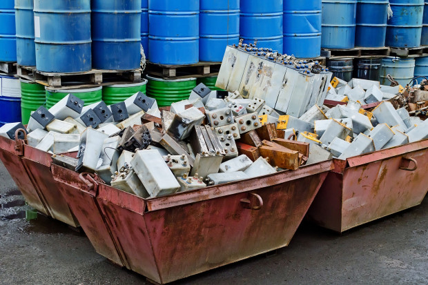 Co roku likwidowanych jest w Polsce około 10 tys. dzikich wysypisk śmieci (fot. Adobestock)