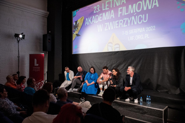 Letnia Akademia Filmowa to nie tylko pokazy filmów, ale też spotkania z ich twórcami (fot. PAP/Wojtek Jargiło)