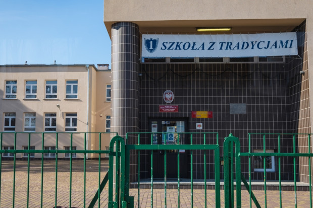 Zaostrzenie kontroli rodziców nad zajęciami prowadzonymi przez organizacje pozarządowe w szkołach budzi kontrowersje (fot. Shutterstock)