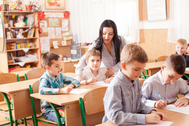 Znane są już wyniki najnowszego badania dotyczącego niepublicznych szkół w Polsce (fot. Adobestock)