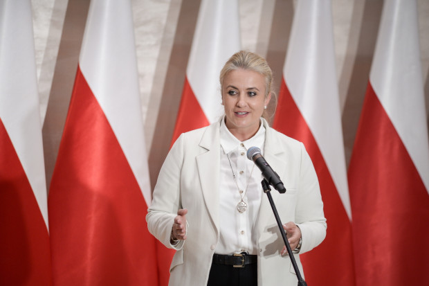 Szpitale otrzymają dodatkowe środki na żywienie - zaznaczyła minister zdrowia Katarzyna Sójka (fot. PAP/Marcin Obara)