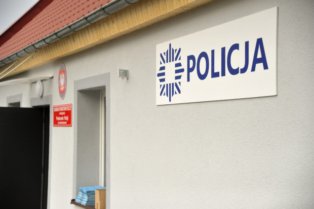 Jeden z odtworzonych po 2015 r. posterunków policji (Fot. policja.pl)