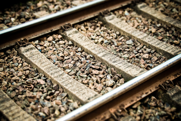 Do Krajowej Izby Odwoławczej wpłynęły dwa odwołania od decyzji PKP PLK ws. wyboru wykonawcy rozbudowy linii kolejowej przez Katowice (fot. pixabay)