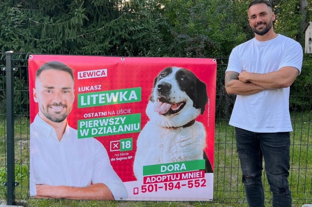 Kandydat Lewicy z Sosnowca promuje na wyborczych plakatach adopcję psów (fot. FB/Łukasz Litewka)