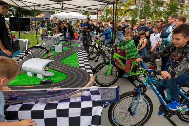 Zabawy, pikniki, rajdy rowerowe to nieodłączny element obchodów tygodnia mobilności (fot. arch. wroclaw.pl/Tomasz Hołod)