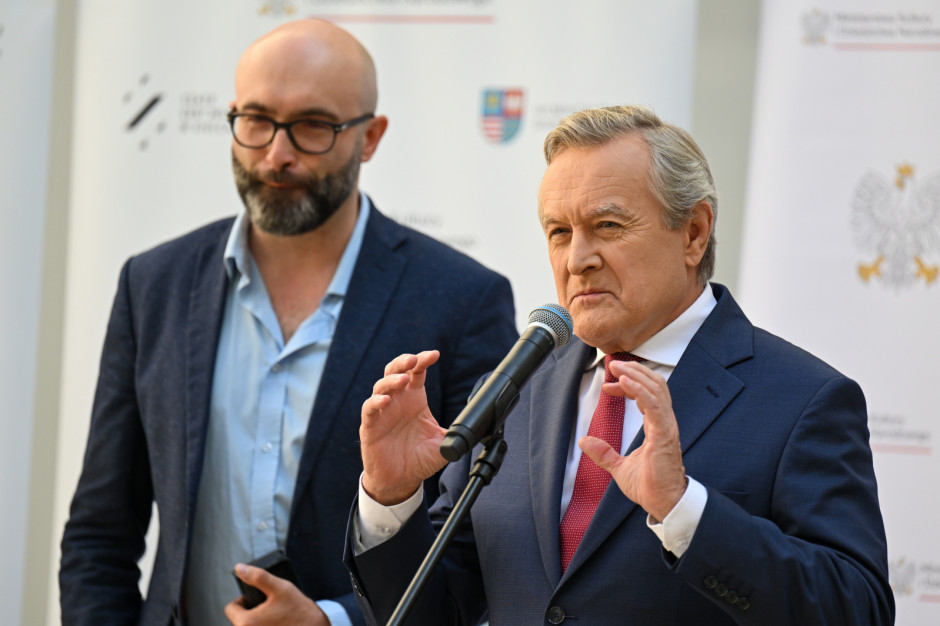 Jedna złotówka zainwestowana w kulturę, to co najmniej trzy złote dochodu - powiedział Piotr Gliński (fot. PAP/Piotr Polak) Jedna złotówka zainwestowana w kulturę, to co najmniej trzy złote dochodu - powiedział Piotr Gliński (fot. PAP/Piotr Polak)