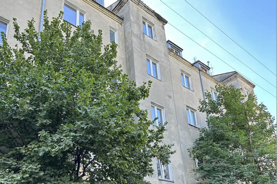 Budynek przy ulicy Wilczej, w którym po gruntownym remoncie znajdować się będą mieszkania komunalne (fot. Wrocławskie Mieszkania)