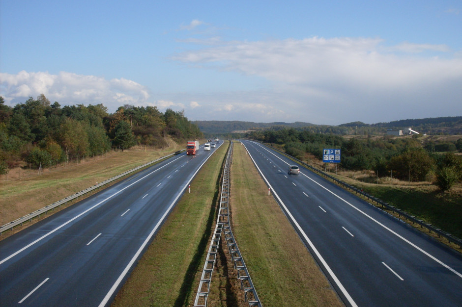 Obecnie A4 to prawie 670 km autostrady, która łączy przeciwległe przejścia graniczne w Zgorzelcu i Korczowej (fot. wikipedia.org/Premia)
