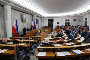 Dodatkowe wolne w zamian za pracę w inne dni. Zmiany w urlopowym kalendarzu