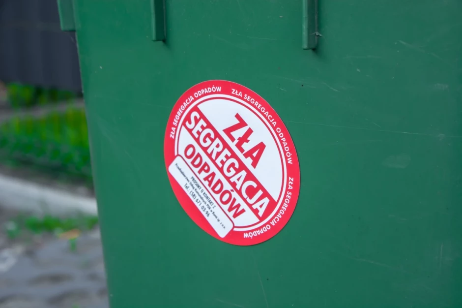 Dergelijke stickers worden in veel gemeenten gebruikt (foto: rumia.eu)