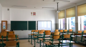Bubel prawny w końcu dał o sobie znać. 30 tys. absolwentów szkół nie zakończy nauki