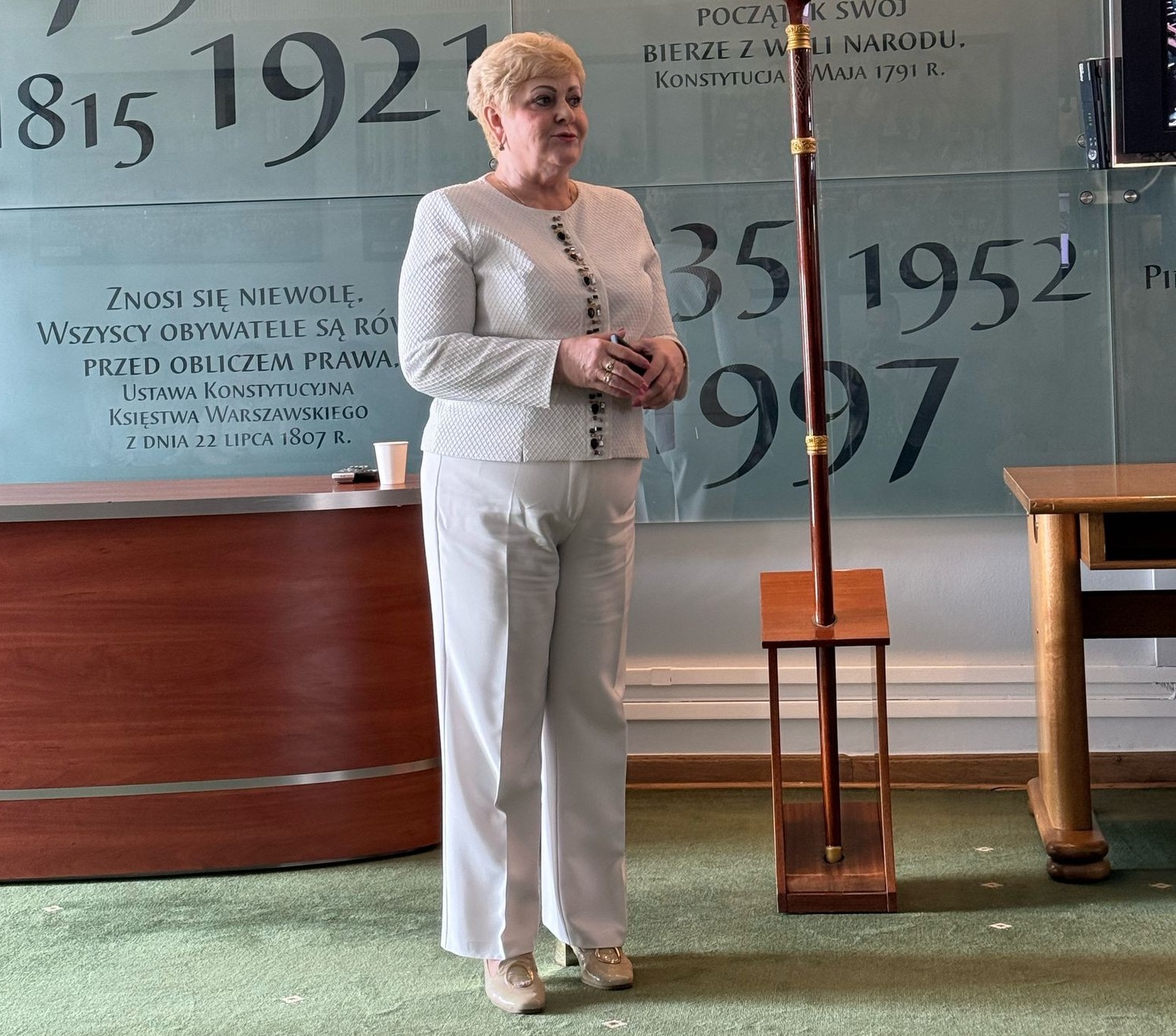 Małgorzata Pępek destacó la falta de comunicación cómoda entre el horario de Koleje Śląskie y el horario de la compañía Polregio, que realiza conexiones desde Czechowice-Dziedzice a Cracovia (Foto: Małgorzata Pępek - Miembro del Parlamento)