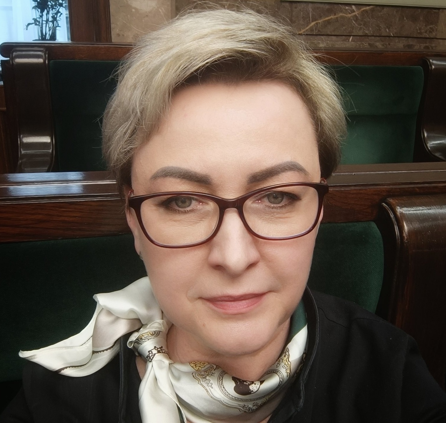 «Все еще существуют районы, где общественный автобусный транспорт недостаточен, и жители сталкиваются с трудностями в ежедневных поездках на работу, в школу или другие важные учреждения», - написала депутат ПСЛ Агнешка Клопотек (Фото: Агнешка Клопотек Portal X)
