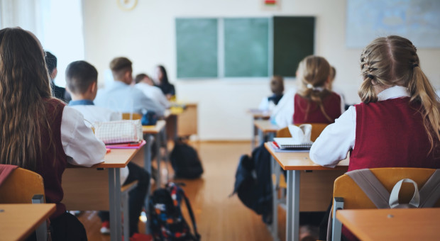 Samorządy nie chcą utrącać szkół niepublicznych. System finansowania wymaga uszczelnienia