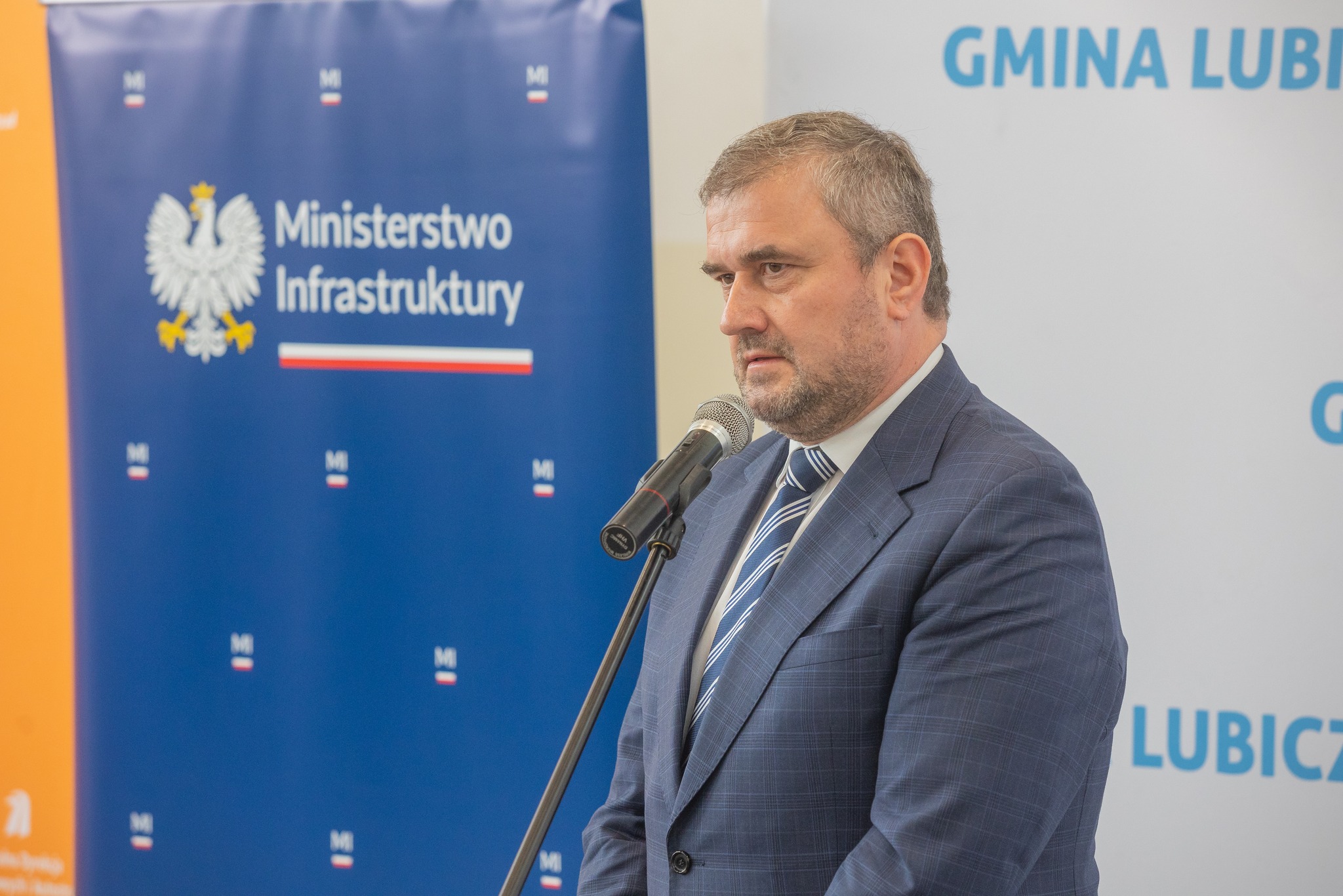 Inicialmente, se están considerando dos posibles ubicaciones, es decir, aproximadamente a 22 km o aproximadamente a 32 km de la autopista S1, informó Stanisław Bukowiec (Foto: Ministerio de Infraestructura).