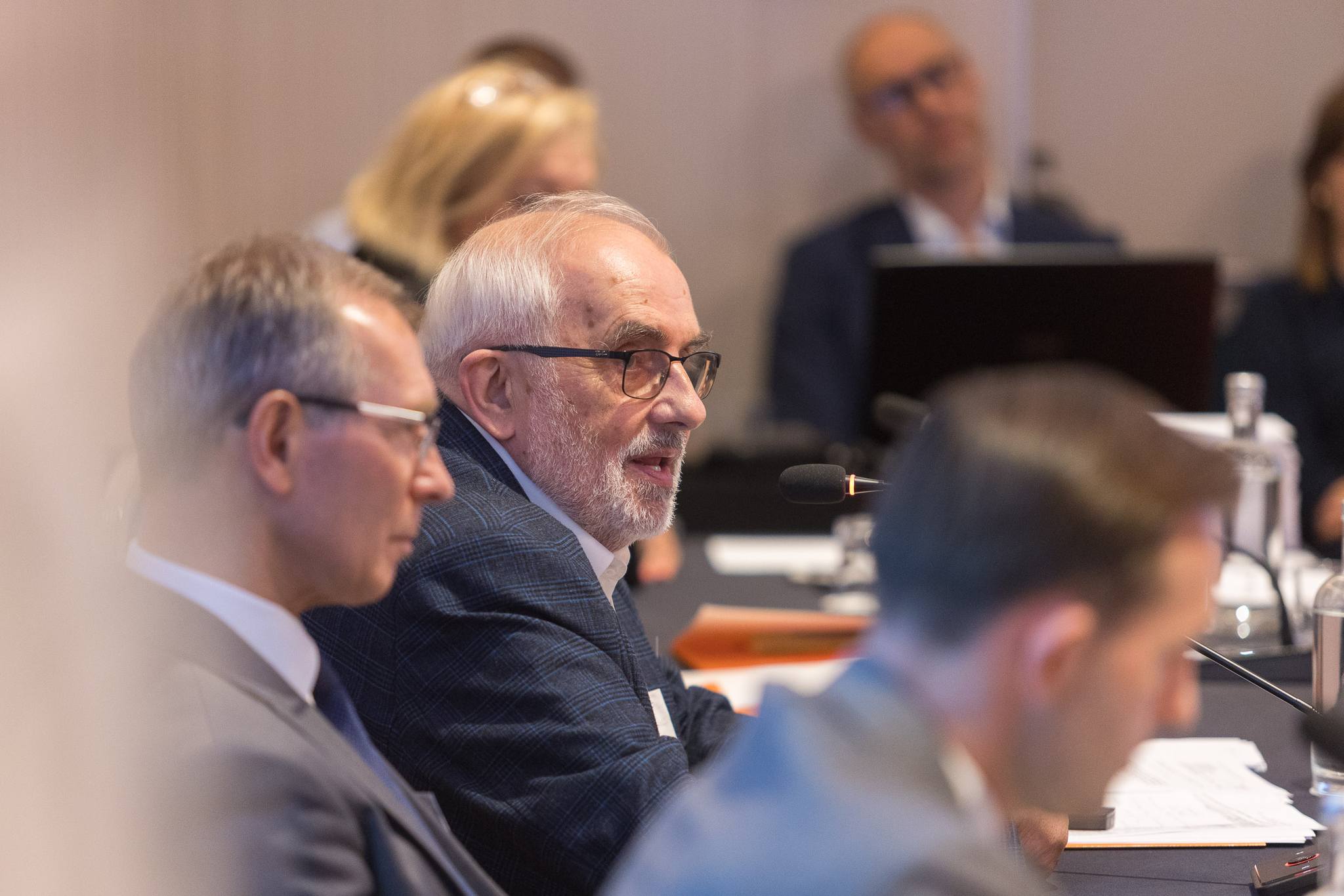 Na początku lat 90. dofinansowanie do szkół w formie subwencji było bardzo przyzwoite, bo średnio gminy musiały dokładać tylko ok. 11 proc. - zwraca uwagę Andrzej Porawski (Fot. Związek Miast Polskich)