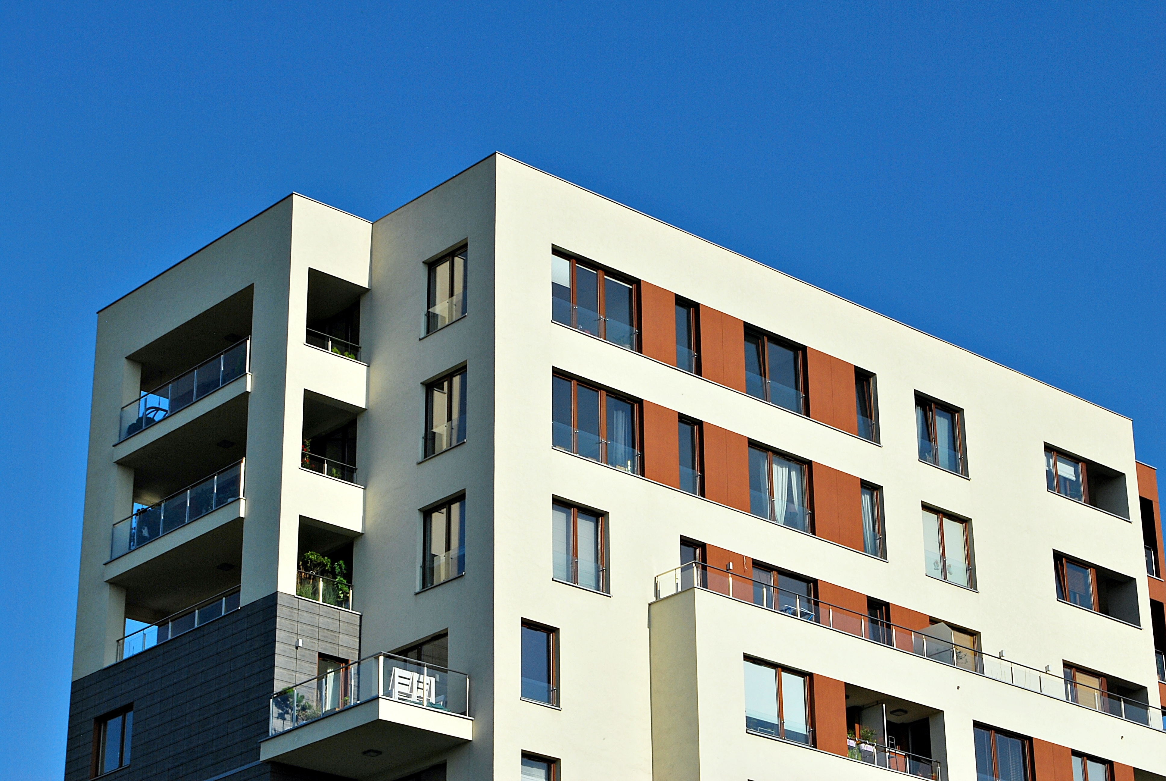 Polonya'da birkaç yıldır apartman sayısında istatistiksel bir açık yok - hanelerden daha fazla apartman var (fotoğraf: shutterstock/Grand Warszawski)