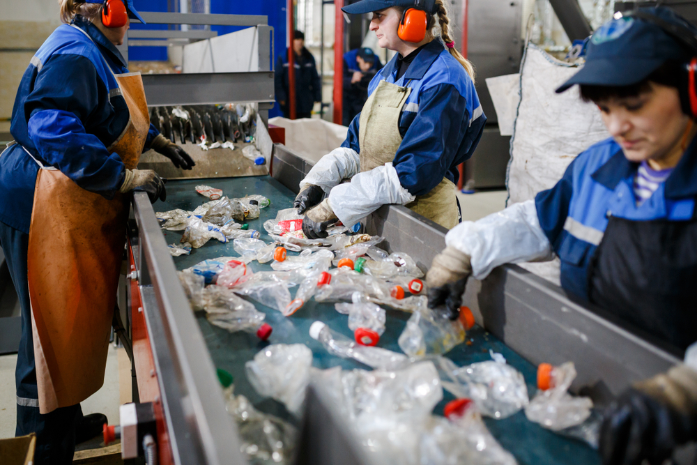 De recyclingindustrie in Polen is helemaal klaar om het statiegeldsysteem, ROP en PPWR in te voeren (foto: shutterstock/Andrei Dedovich)