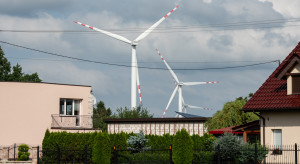 Mieszkańcy okolic farm wiatrowych dostaną kasę do ręki. Do podziału będzie średnio 100 tys. zł