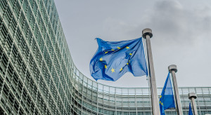 Komisja Europejska wszczęła postępowanie przeciwko Polsce. Chodzi o dyrektywę śmieciową