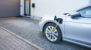 Po polskich drogach jeździ już prawie 100 tys. elektrycznych osobówek. Jesteśmy daleko za Europą