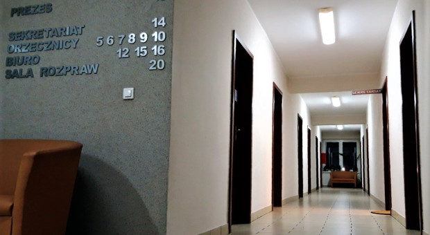 "Nieskazitelny charakter" nie przekonał komisji. Projekt ustawy o SKO odrzucony jednogłośnie