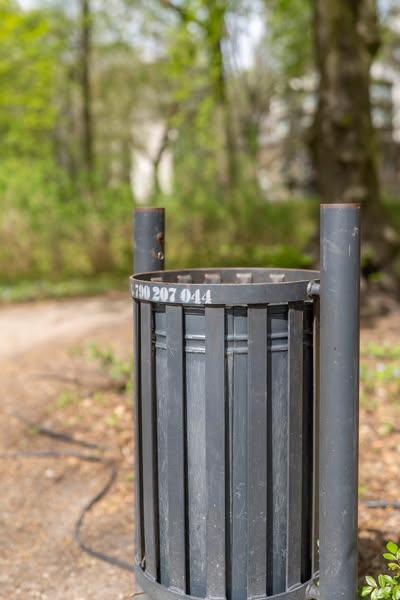 En Łódź, se puede avisar por teléfono de un contenedor desbordado (foto: FB/UMŁ)