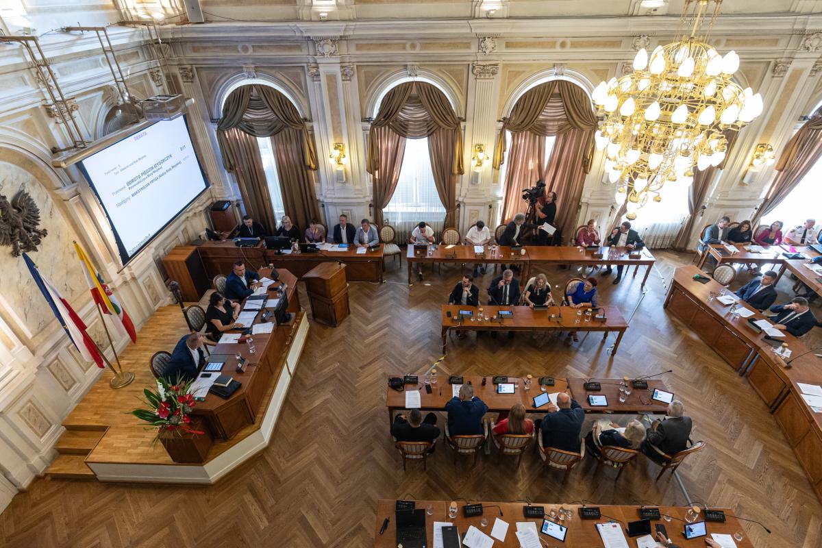 Volgens de raadsleden van Bielsko zou het nieuwe woiwodschap het zuidelijke deel van het huidige woiwodschap Silezië kunnen omvatten, inclusief Bielsko-Biała en de provincies Bielsko, Cieszyn en Żywiec (Foto: rm.bielsko-biala.pl)