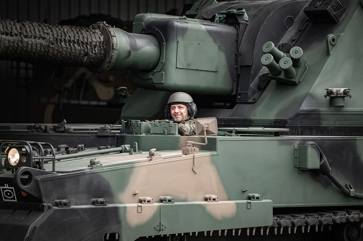 Test drive of a tank before the parade