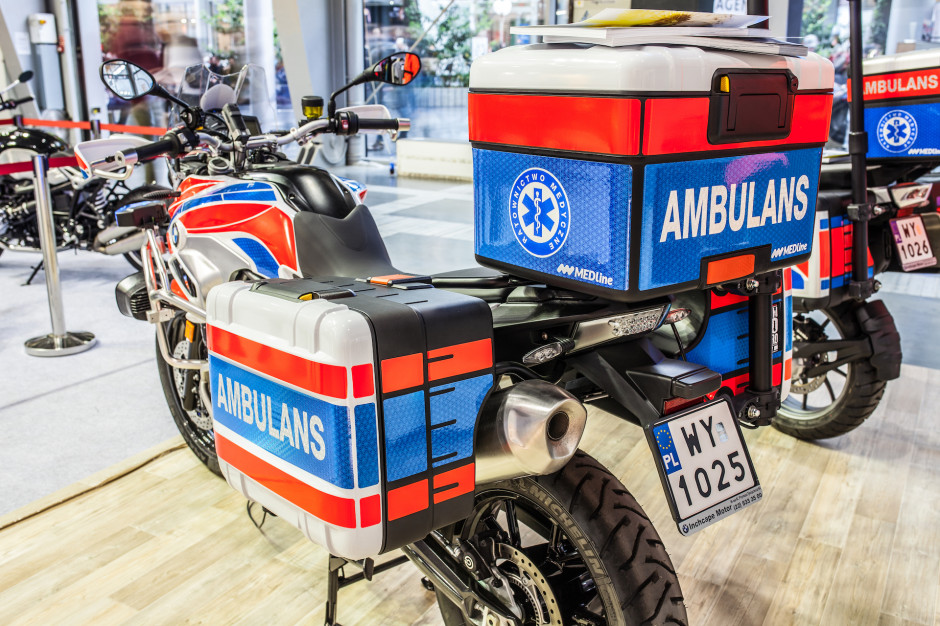 Ci saranno più unità motociclistiche nei servizi medici di emergenza (foto: shutterstock/Grzegorz Czapski)