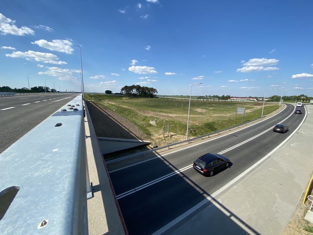 O desvio de Kępno, ao longo da via expressa S11, atende motoristas há quatro anos. Em breve, será expandido para incluir uma segunda faixa de rodagem (Foto: gov.pl/gddkia)