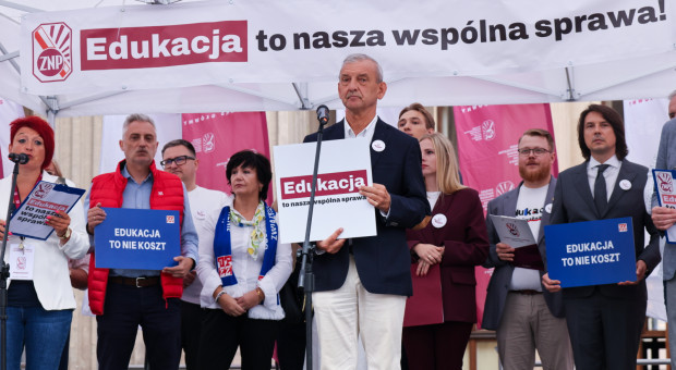 Ruch rządu to policzek dla nauczycieli. Żądają 10-procentowej podwyżki