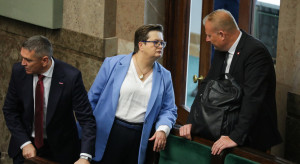 "Gigantyczny system korepetycji". MEN mówi o rodzicach przerażonych dziurą edukacyjną