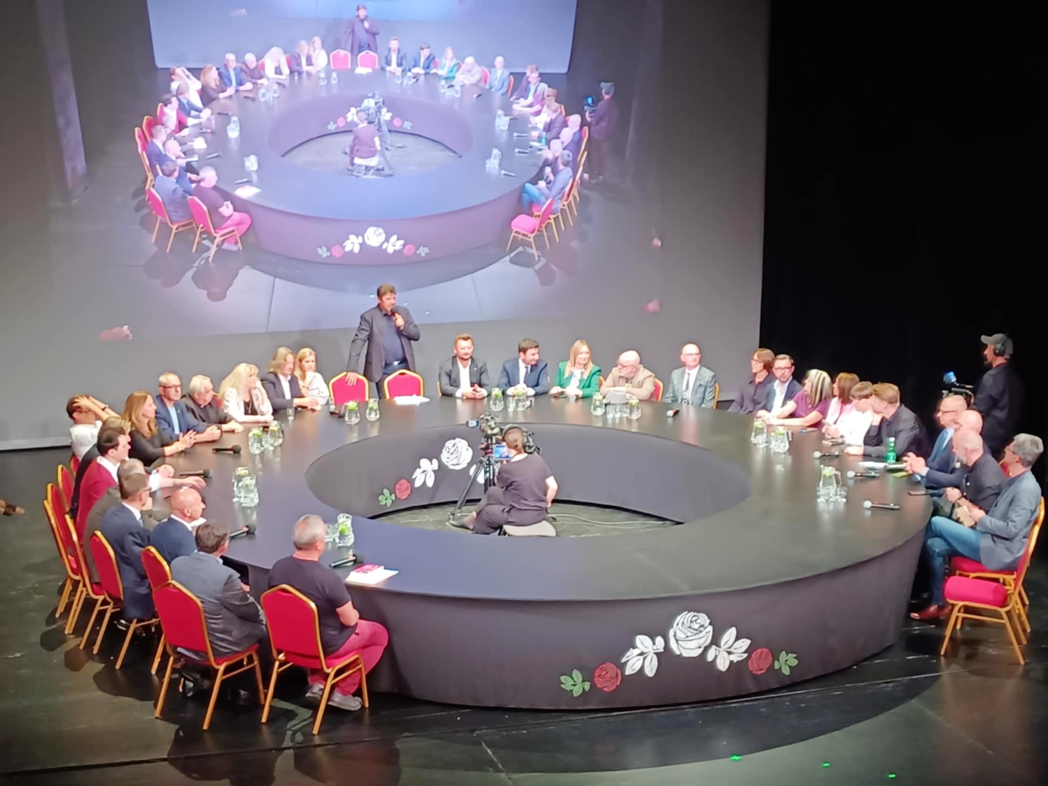 La Mesa de Silesia es una iniciativa del director del Teatro de Silesia, Robert Talarczyk (foto: AKC/PTWP)