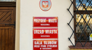 Podwyżki dla wójtów, burmistrzów i prezydentów. Minister już podpisała rozporządzenie