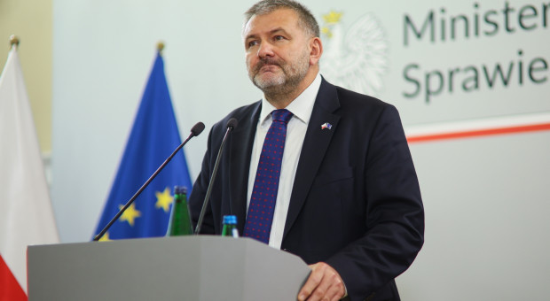 Ustawa Kamilka do pilnej poprawy. W szkołach mogliby pojawić się ludzie po wyrokach