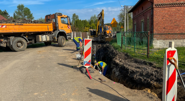 Bez pieniędzy utoniemy w ściekach. Miliony domów wciąż bez dostępu do kanalizacji