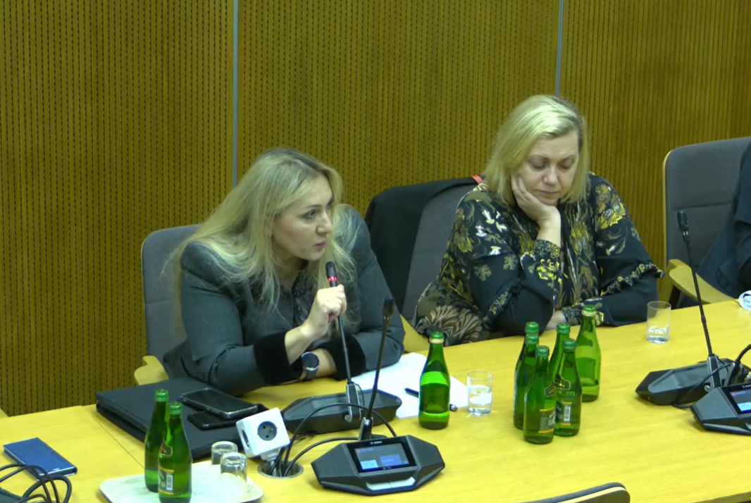 The President of the Energy Regulatory Office, Renata Mroczek (left), also commented on the sector's demands for reductions in distribution fees (Photo: Press materials / Sejm of the Republic of Poland)