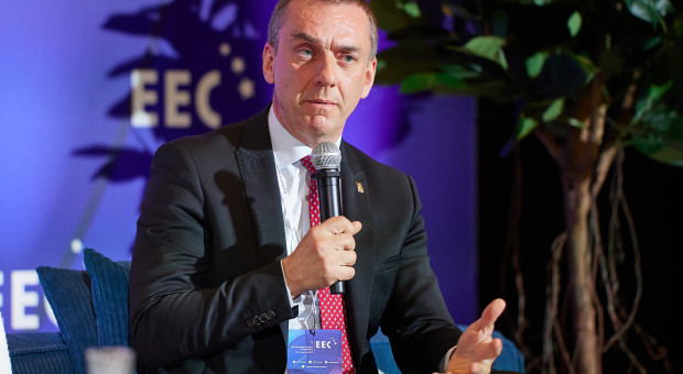 Technika poszła do przodu. Transport na wezwanie mógłby realizować autonomiczny bus