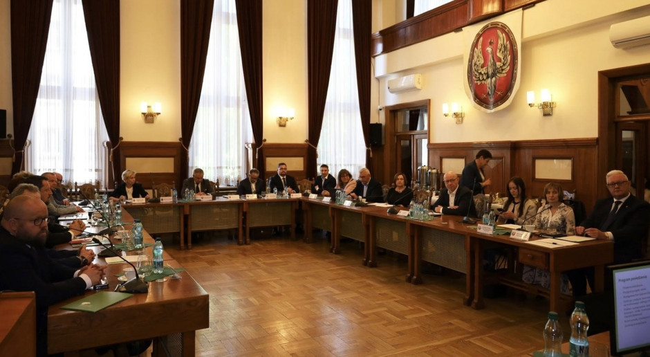 Inwestycje w ochronę ludności zbyt czasochłonne? Apel samorządów o ...