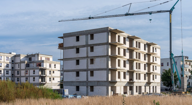 Rząd planuje rewolucję w budownictwie komunalnym. Dodatkowe pieniądze i wymagania
