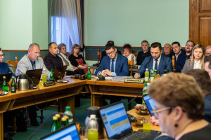 Referendum nieważne, rada miasta zostaje. "To jest czerwone światło"