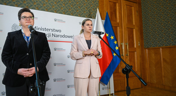 Zmiany w szkołach wejdą mimo weta. MEN przygotowało plan B reformy