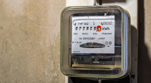 Rachunki za prąd w 2026 r. w górę. URE obniżył cenę energii, ale rosną opłaty