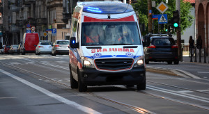 Kobiety nie mogą rodzić w drodze. 100 km do porodówki może skończyć się tragedią