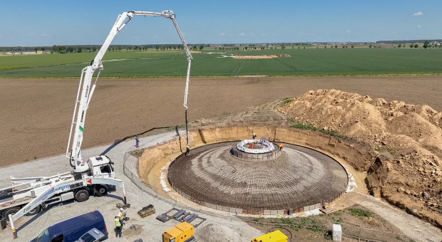 Budują wiatraki na pokładach węgla. Miejska Górka chce być liderem w produkcji energii z OZE
