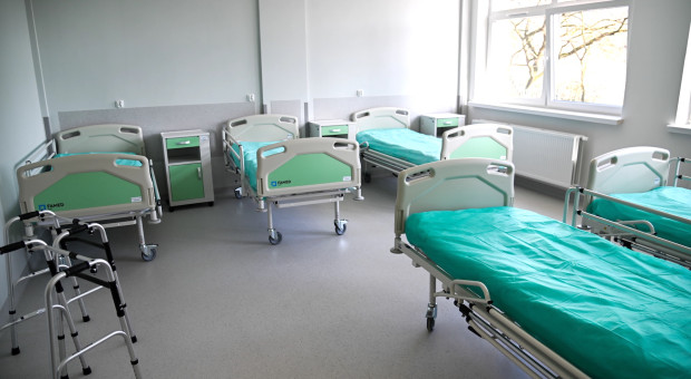 Ruszyła seria łączenia szpitali. Oby zyskali pacjenci, bo na razie ta reforma jest sierotą